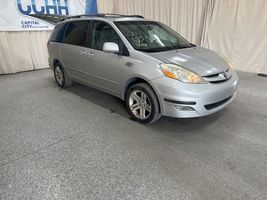2006 TOYOTA SIENNA 