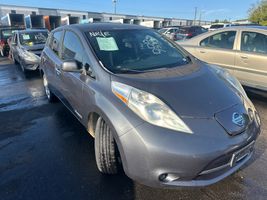 2013 NISSAN LEAF S