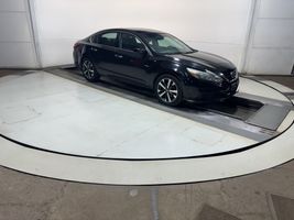 2017 NISSAN ALTIMA SR