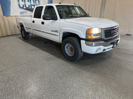 2004 GMC SIERRA 2500 