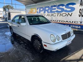 1999 MERCEDES-BENZ E CLASS E320