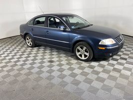 2004 VOLKSWAGEN PASSAT GLX