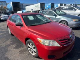 2011 TOYOTA CAMRY SE