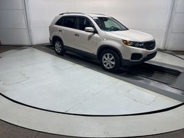 2012 KIA SORENTO LX