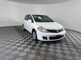 2010 NISSAN VERSA S