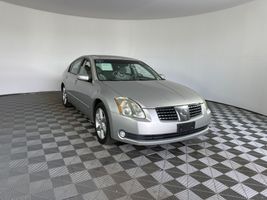 2004 NISSAN MAXIMA 