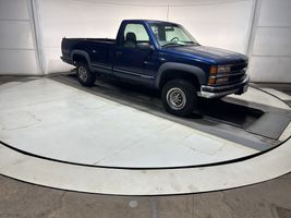 2000 CHEVROLET C/K2500 CLASSIC 