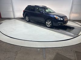 2013 SUBARU OUTBACK 2.5I LTD