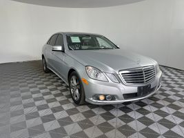 2011 MERCEDES-BENZ E CLASS E350