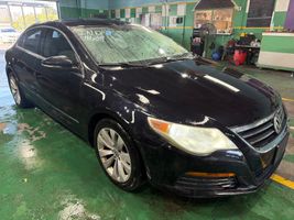 2011 VOLKSWAGEN CC