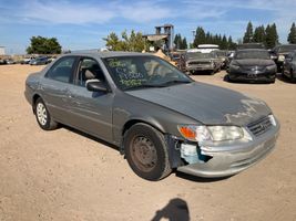 2000 TOYOTA CAMRY 