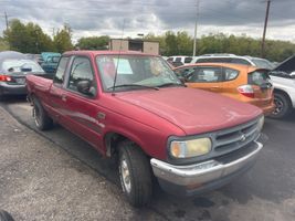 1996 MAZDA PICKUP SE