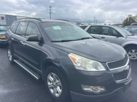 2012 CHEVROLET TRAVERSE LS