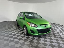 2012 MAZDA MAZDA2 