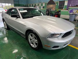 2010 FORD MUSTANG BASE