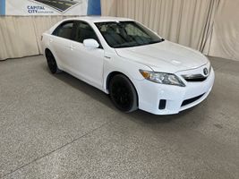 2011 TOYOTA CAMRY HYBRID