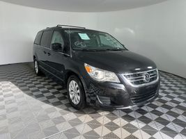 2012 VOLKSWAGEN ROUTAN SE