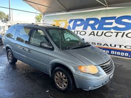 2006 CHRYSLER TOWN & COUNTRY LIMITED