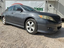 2011 TOYOTA CAMRY