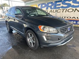 2015 VOLVO XC60