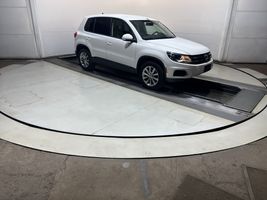 2014 VOLKSWAGEN TIGUAN SE