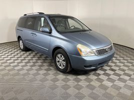 2012 KIA SEDONA LX