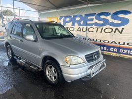 2000 MERCEDES-BENZ M CLASS