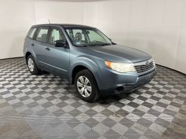 2009 SUBARU FORESTER X