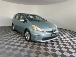 2014 TOYOTA PRIUS V HYBRID