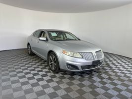 2010 LINCOLN MKS 